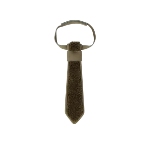 6023300_CF015_1.pngv1742258282 Qarnold Tie | Stone Curly Faux Fur