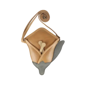 Flows Purse | Calla | Camel Classic Leather